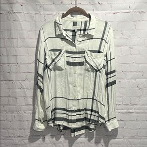 Lucky Brand White and Black Plaid Button Up Top Woman’s Size Large